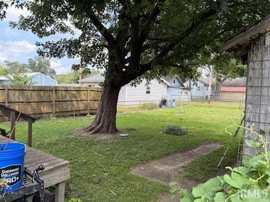 1804 N Milton St, Muncie, IN 47303 - photo 4