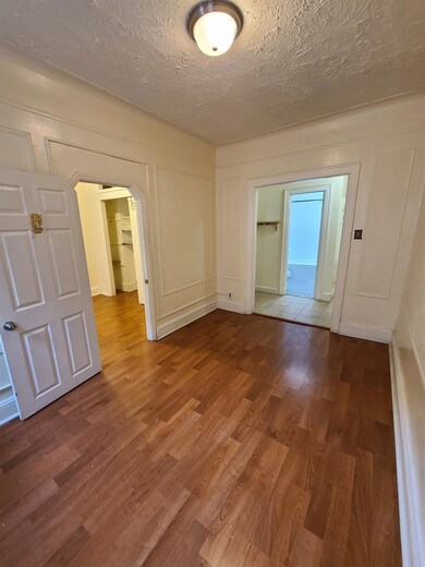 207a Mallory Ave unit 2r, Jersey City, NJ 07304 - photo 3