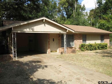 1601 1601 Woodland Hills Dr, Tyler, TX 75701 - photo 2