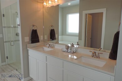 Photo of Similar Model