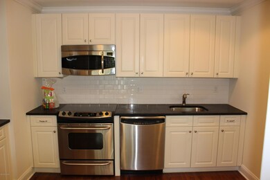 255 Weaver St unit 10A, Greenwich, CT 06831 - photo 3