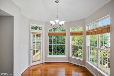 8954 Hanson Grove Ct, Manassas, VA 20109 - photo 7