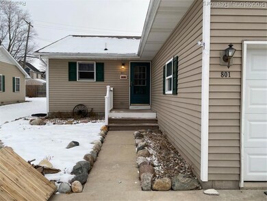 801 S 15th St unit 803, Saint Clair, MI 48079 - photo 2