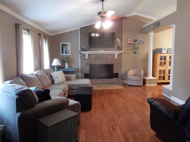 33 Matterhorn Dr, Glen Carbon, IL 62034 - photo 5