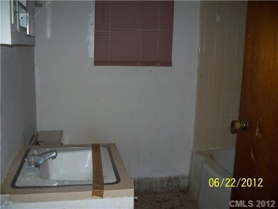 108 Clegg St, Statesville, NC 28677 - photo 5