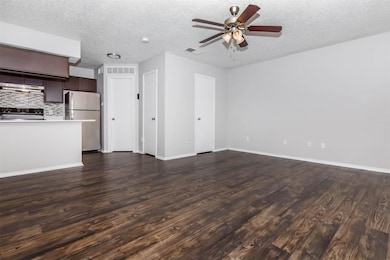 8301 Boat Club Rd unit 815, Fort Worth, TX 76179 - photo 2