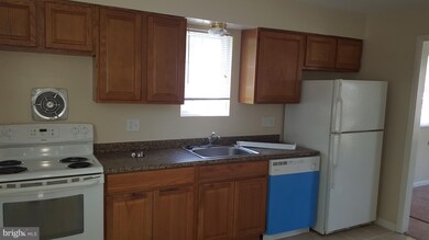 1004 Drum Ave, Capitol Heights, MD 20743 - photo 2