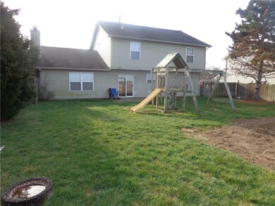 6080 E Pioneer Place, Columbus, IN 47203 - photo 3