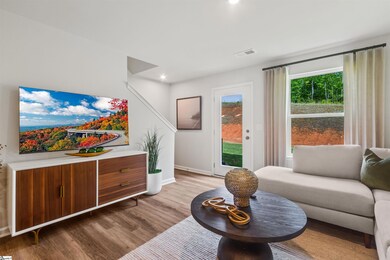 1264 Forestbrook Ln, Spartanburg, SC 29303 - photo 5