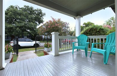 214 Munford St, Houston, TX 77008 - photo 4