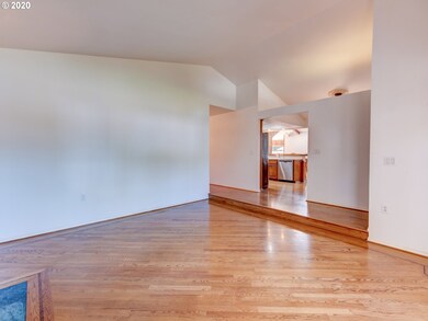 1658 Crescent Ave, Eugene, OR 97408 - photo 5