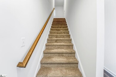 6042 Willutuck Dr, Boiling Springs, SC 29316 - photo 4