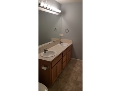 Bathroom, Attached