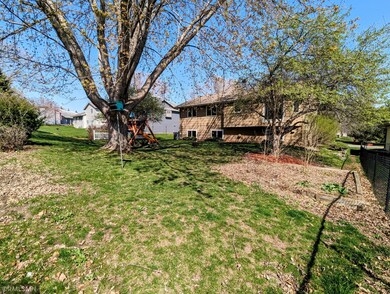 11113 69th Place N, Maple Grove, MN 55369 - photo 3