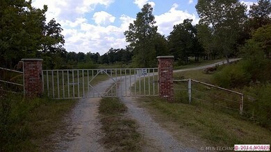 entrance to gorgeous secluded 40 acres