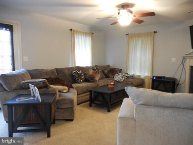 1440 Hunters Chase, Chambersburg, PA 17202 - photo 7