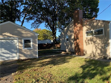 22 Balbo St, Pawtucket, RI 02860 - photo 4