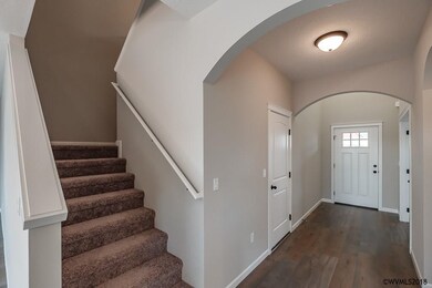 2160 NE Deciduous Ave, Albany, OR 97321 - photo 4