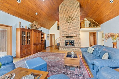 Vacation feel to this stunning Great Room with flo