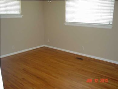 1411 Cloverdale Cir, Hixson, TN 37343 - photo 5