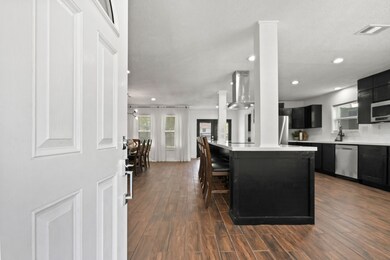 2617 N Woodloch St, Conroe, TX 77385 - photo 4