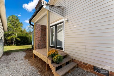 1537 Bess Chapel Church Rd, Cherryville, NC 28021 - photo 5