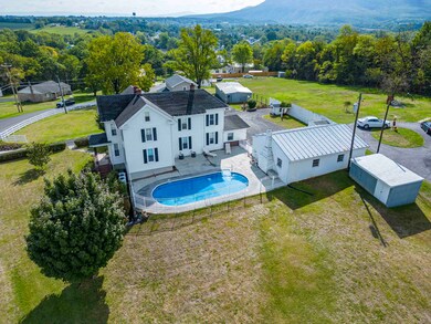 787 Ash St, Strasburg, VA 22657 - photo 4