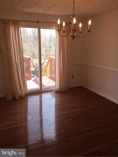 9208 Redbridge Ct, Laurel, MD 20723 - photo 5