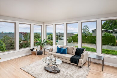 8355 SE 68th St, Mercer Island, WA 98040 - photo 5