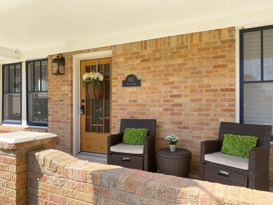 833 Arlington St, Houston, TX 77007 - photo 2