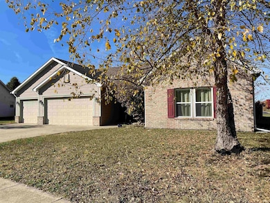 3328 Huxley Dr, West Lafayette, IN 47906 - photo 2