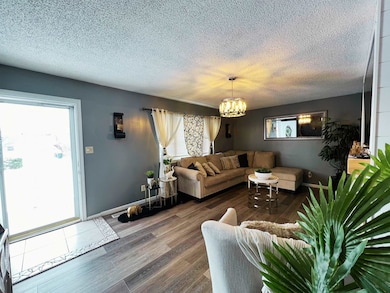 2412 Webster Ave, Dodge City, KS 67801 - photo 3