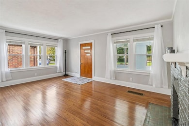 4020 11th Place, Des Moines, IA 50313 - photo 6