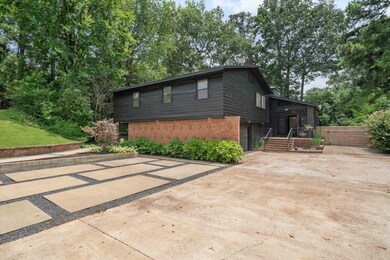5657 Walnut Grove Rd, Memphis, TN 38120 - photo 2