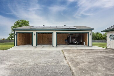 7815 County Road 168, Alvin, TX 77511 - photo 4