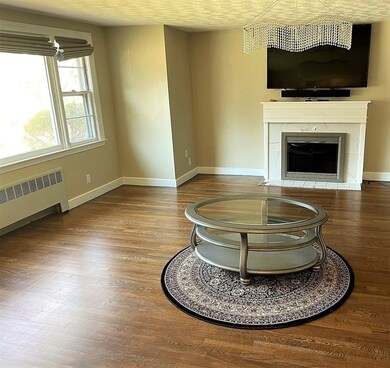 30 Nutting Rd, Waltham, MA 02451 - photo 3