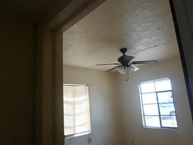 324 Milton Rd unit B, El Paso, TX 79915 - photo 6