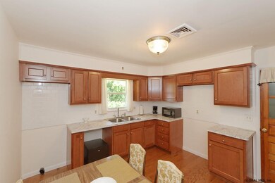 39 Bosher Dr, Albany, NY 12205 - photo 2