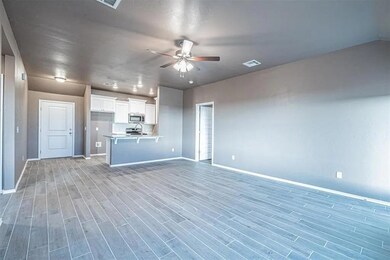 1524 Highland Loop, Guthrie, OK 73044 - photo 3