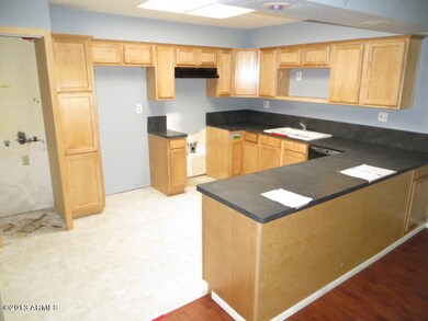 023-383675-Kitchen1