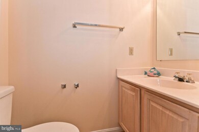 1907 Barrington Ct, Bowie, MD 20721 - photo 6
