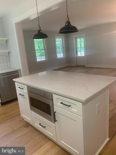 28083 Big H Ranch Rd, Culpeper, VA 22701 - photo 2