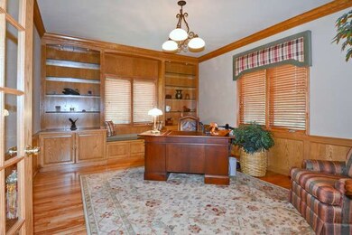 715 Canopy Dr, Naperville, IL 60540 - photo 5