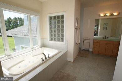 112 Golf Ct, Stevensville, MD 21666 - photo 4