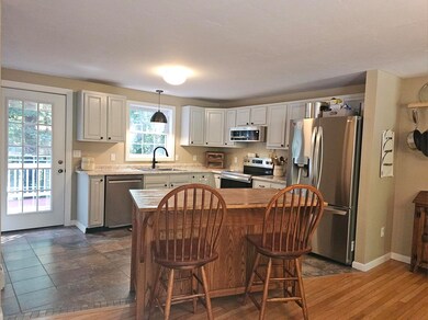 126 N Shore Dr, Barnstead, NH 03225 - photo 5