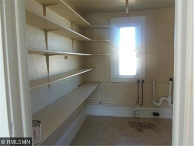 STORAGE AND LAUNDRY HOOK UP