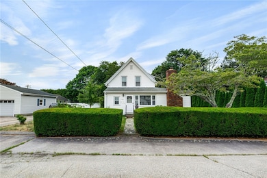 11 Longvue Ave, Westerly, RI 02891 - photo 2