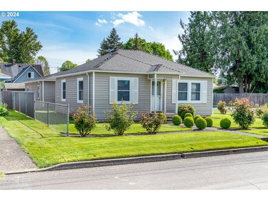 1640 15th Ave SW, Albany, OR 97321 - photo 2