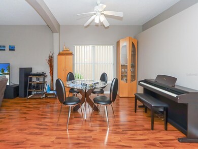 2668 Dover Glen Cir, Orlando, FL 32828 - photo 4