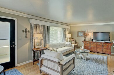 Spacious Living Room w/Original Hardwood Floors